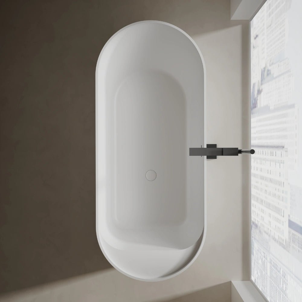 solid surface bathtub with refined fluted surface