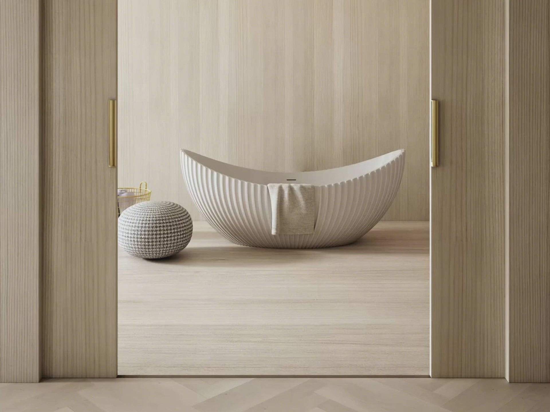 Load video: 71 Inch MonBlari VENUS Series Crescent Bathtub