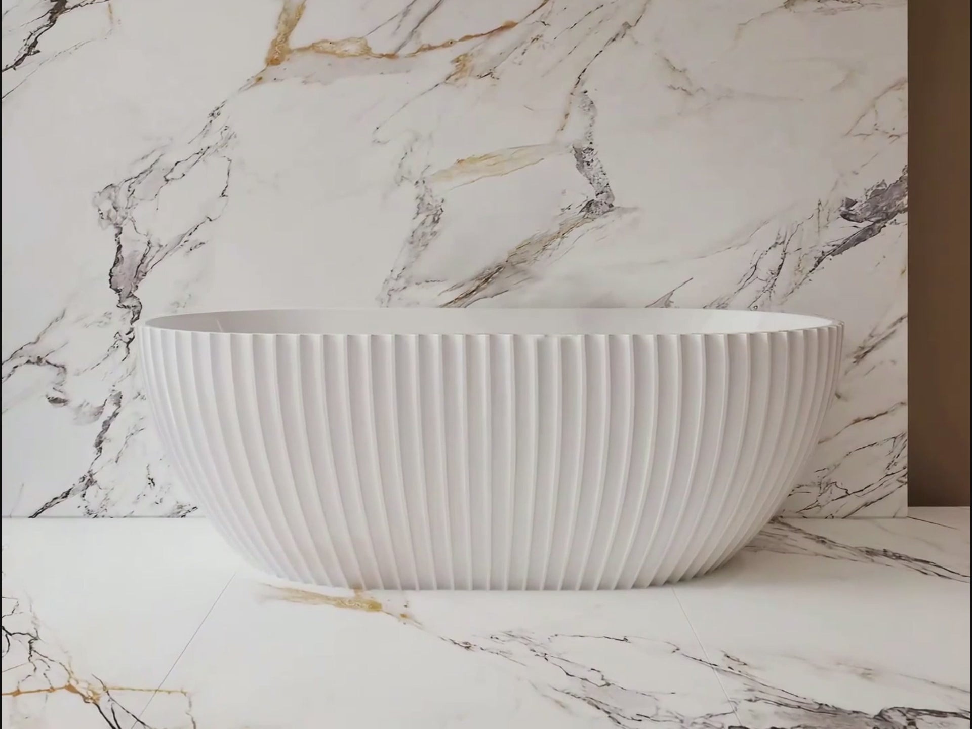 Load video: 59-67 Inch MonBlari Acrylic Freestanding Bathtub